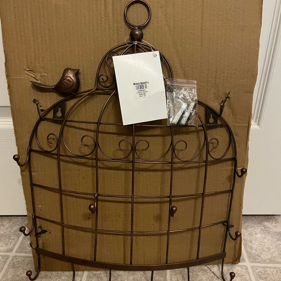 World Market hanging jewelry holder - Picture 1 of 1
